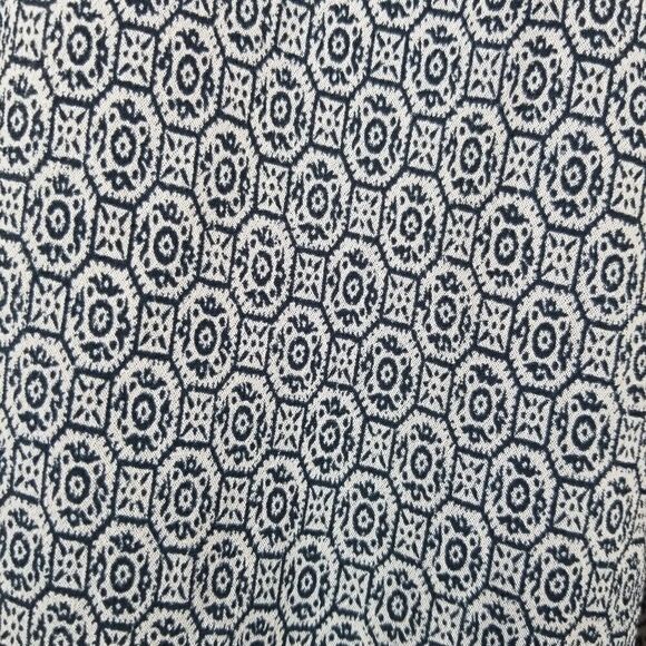 Old Navy A Line Skirt. Size 1. Black Tan. - Picture 3 of 12